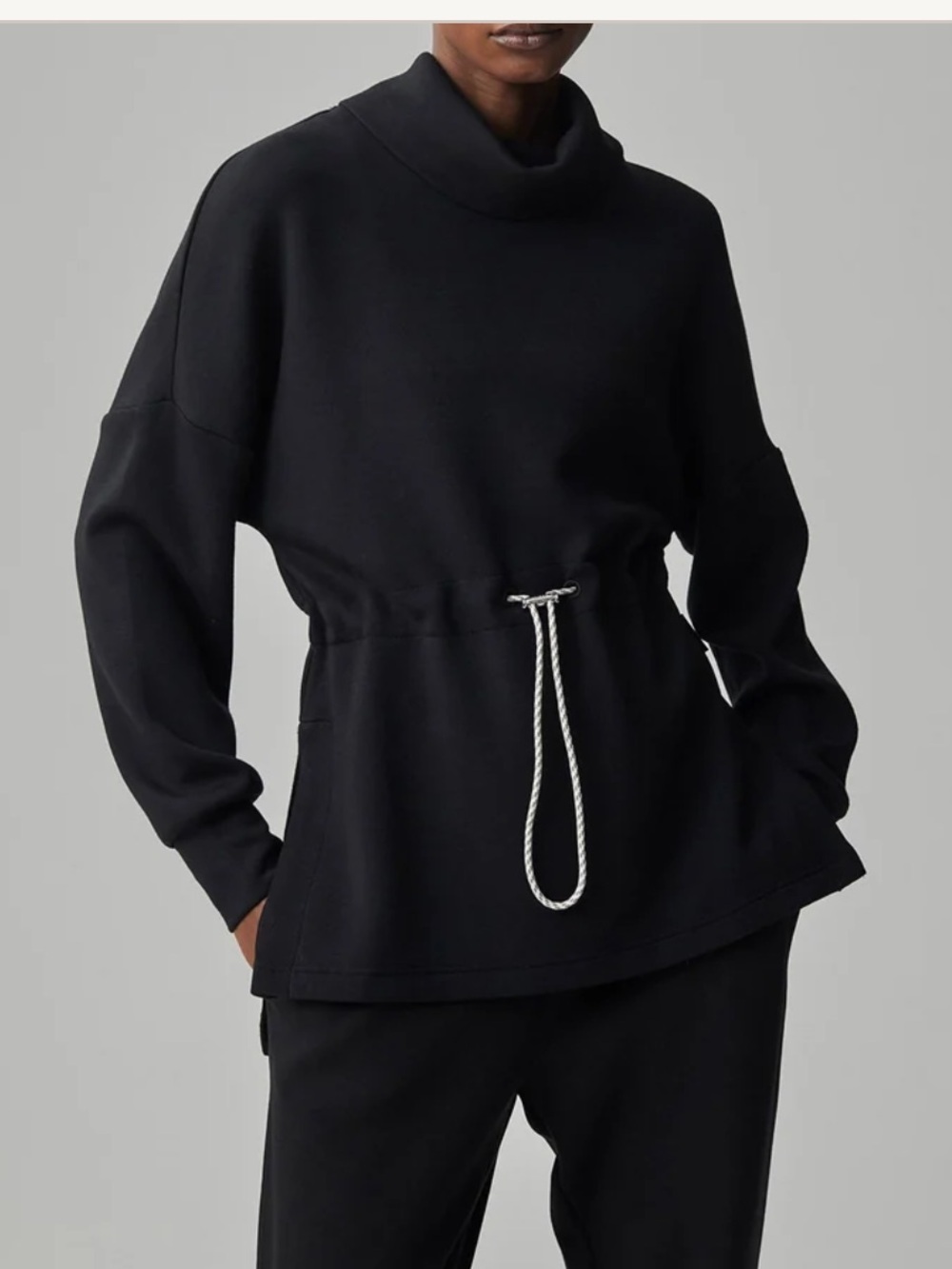 VARLEY Freya Sweatshirt 
Black
Size XS